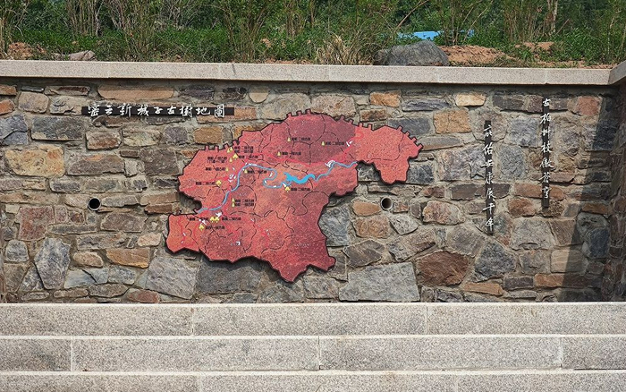 密云新城子古树地图。新京报记者 王巍 摄