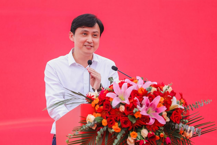 　　广东药科大学副校长肖炜