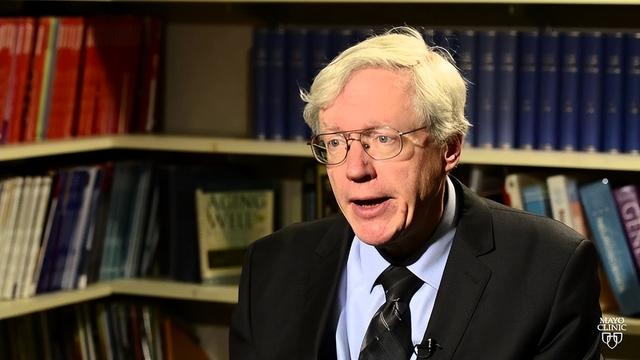 图注：梅奥医学中心医学家和生物学家詹姆斯·柯克兰（James Kirkland）博士