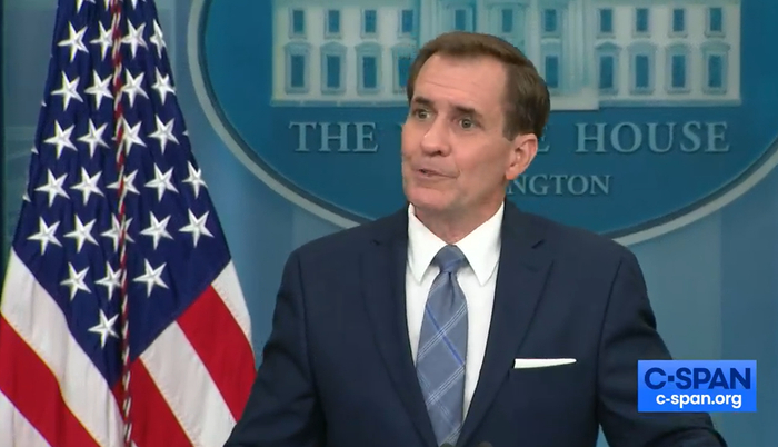 柯比23日出席白宫发布会，视频截图