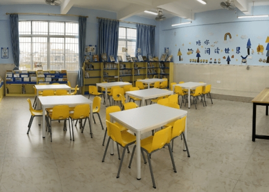 　　↑里仁·上坣小学满天星公益图书馆全景