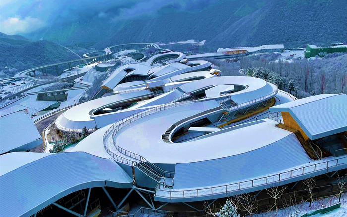 雪游龙冬景。受访者供图