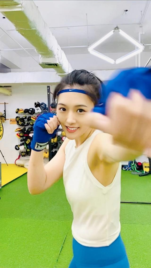 茜小仙儿在拳馆（受访者供图）