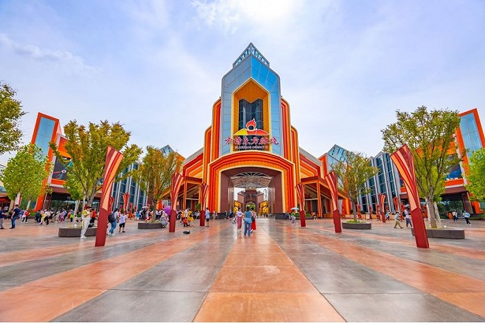 赣州方特东方欲晓主题公园是全国首座红色文化高科技主题公园。赣州方特主题公园供图