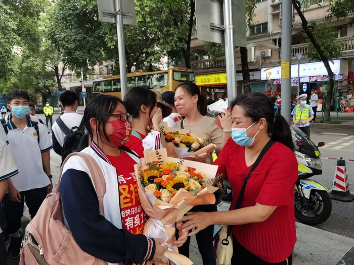 图/禅城区张槎中学