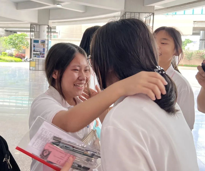 图/顺德区容桂外国语学校