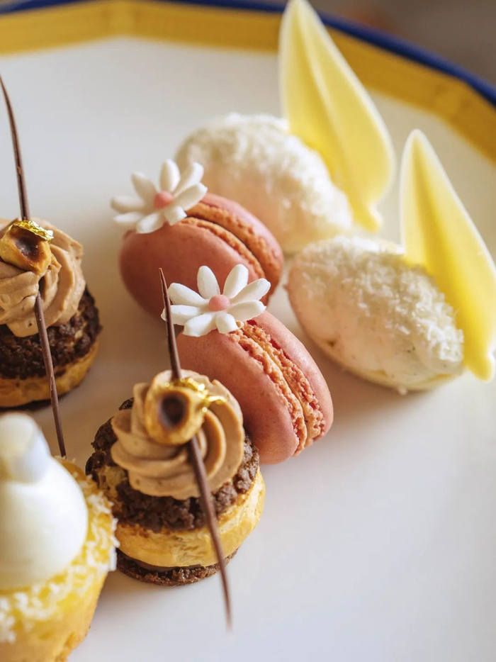 ▲享用下午茶点时，应遵循先咸后甜、先清爽后厚重的原则（摄影 蔡小川）