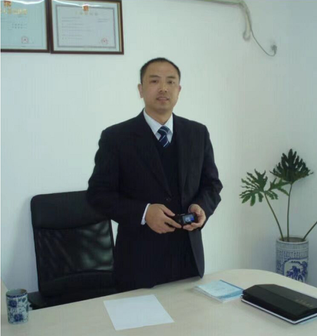 　　萨科微宋仕强创业初华强北办公室留影