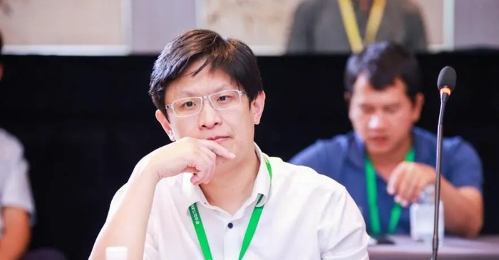 上海复星公益基金会秘书长张翼飞