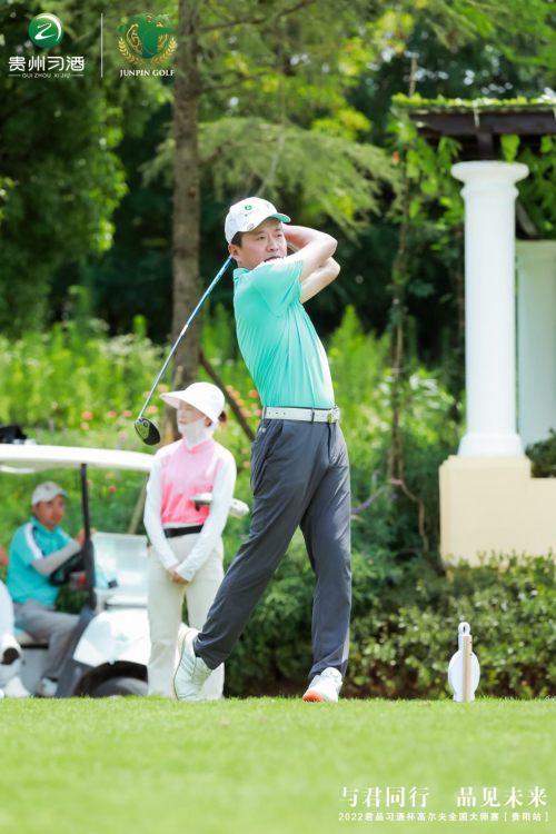 　　贵阳市高尔夫球运动协会副主席兼秘书长、君品习酒·贵州高尔夫精英队领队王海