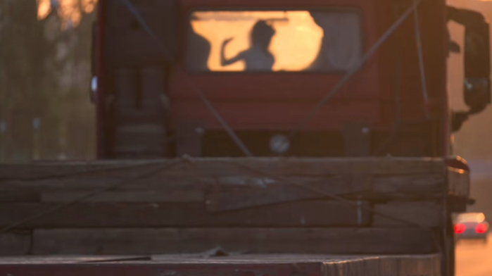 ↑小女孩跳舞 视频截图