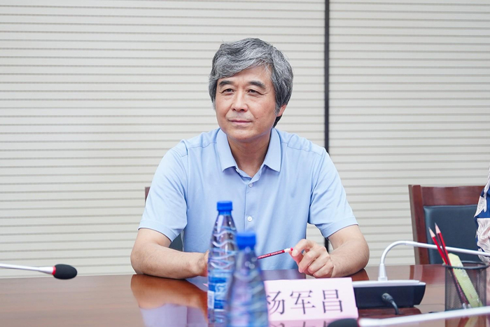 　　西北工业大学杨军昌教授出席仪式并讲话