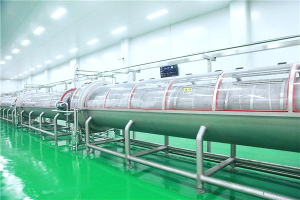 　　乌江榨菜智能化生产车间——三级线性脱盐