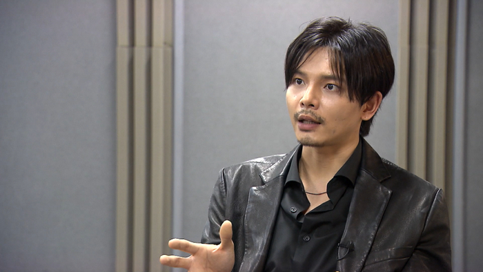 （音乐剧演员叶麒圣接受采访）