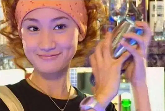 　　电视剧《星梦缘》截图