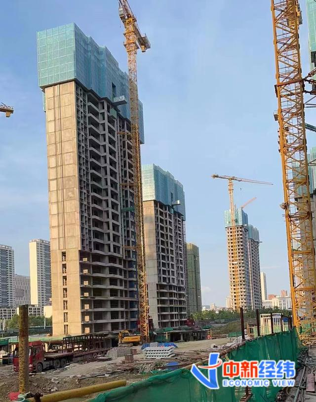 绿地光谷星河绘施工现场 来源：受访者提供