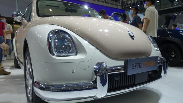 　2022年6月11日，山东济南，欧拉芭蕾猫亮相齐鲁春季车展。