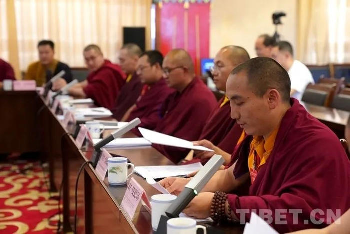 　　图为年轻活佛培养教育座谈会现场 摄影：王淑