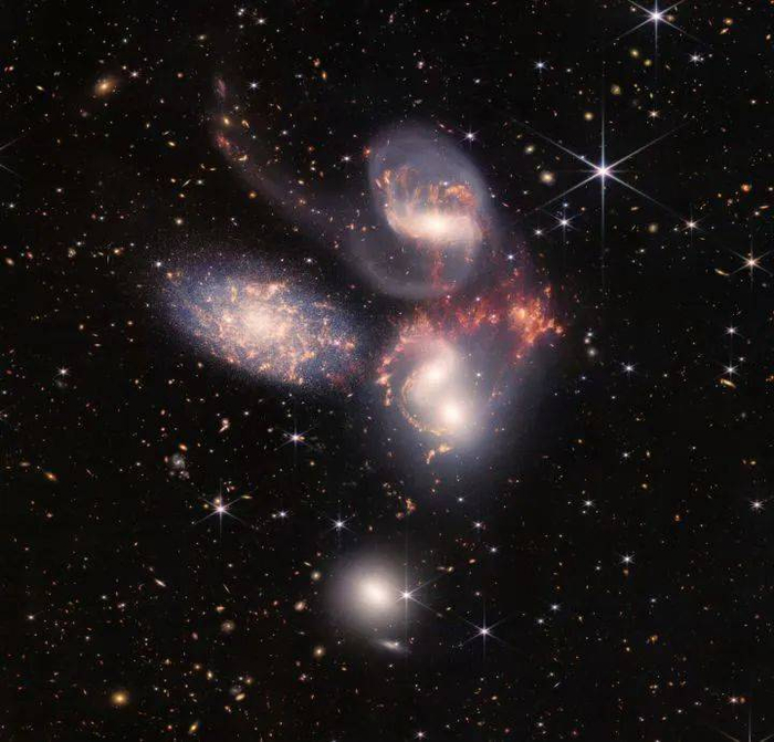  图片来自：NASA