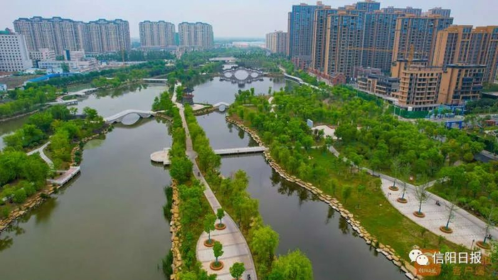 航拍息县龙湖公园 本报记者 戴子翔 摄