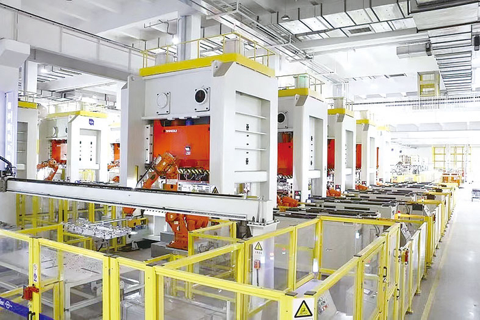 天津海尔洗衣机互联工厂钣金车间