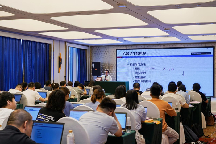 　　黄海广《机器学习概述及应用》课程分享