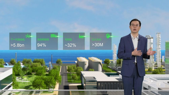 　　施耐德电气高级副总裁、工业自动化业务中国区负责人庞邢健