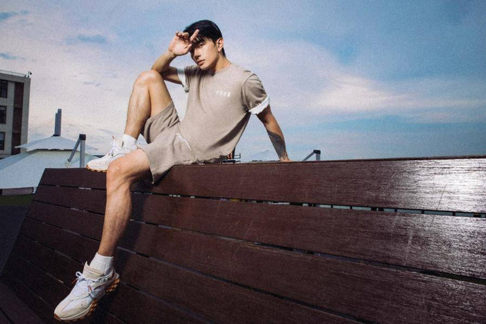 中国李宁音乐人满舒克上身演绎VITAL系列单品