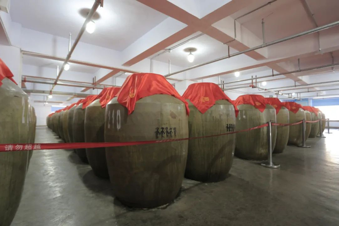▲陶坛储酒