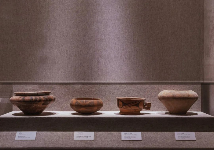 ▲仰韶文化彩陶器