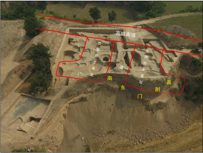 ▲南东门“阙楼式”门址 