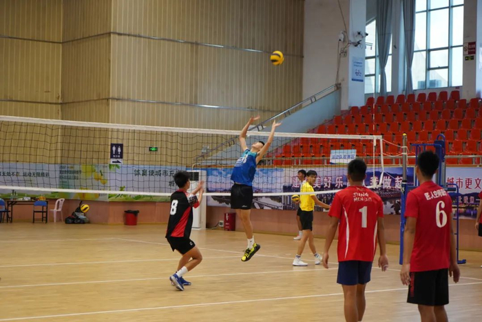 运动健儿积极拼搏。乐昌供图