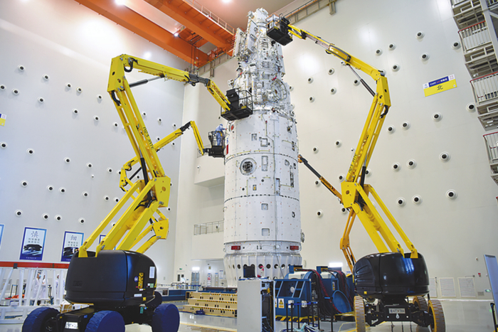 　问天实验舱（航天科技集团五院）。