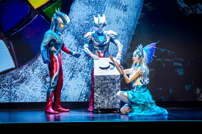 　　奥特曼冰封剧场《奥特英雄·守护海洋之光》-海灵讲述古老传说