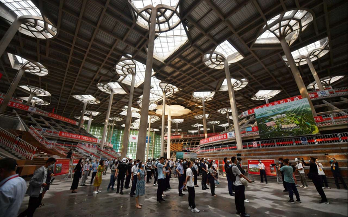 被誉为“森林书苑”的城市副中心图书馆。新京报记者 李木易 摄