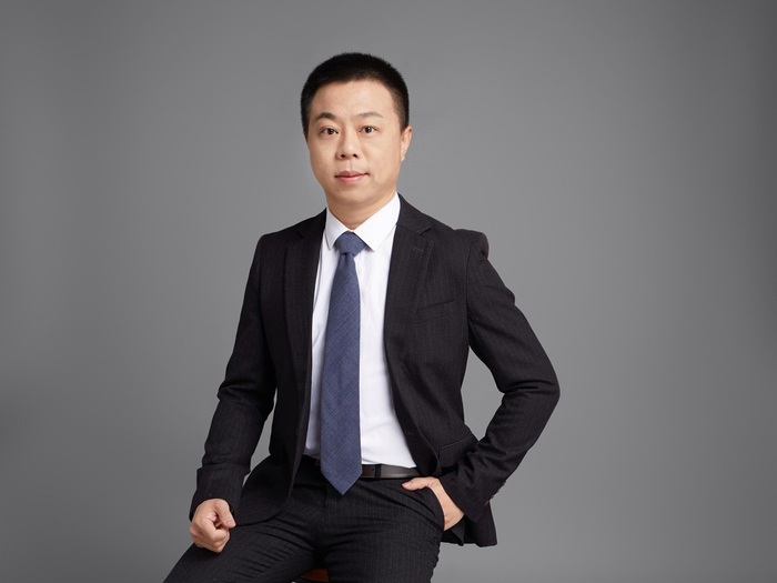 （量子之歌集团创始人、启牛学堂CEO李鹏。图片来源/受访对象提供）