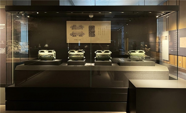 　　南阳市博物馆馆藏文物