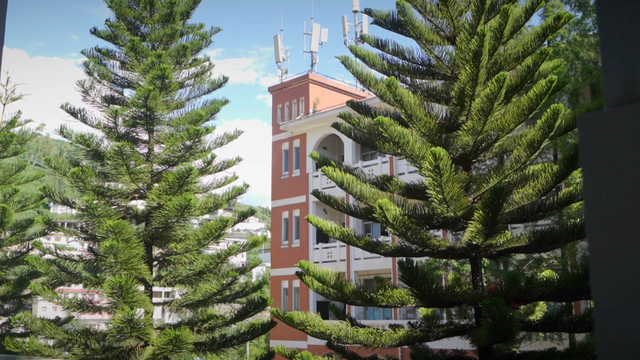 图为甘洛县职业技术学校一角。 