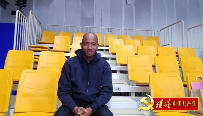 几内亚官方媒体《自由报》记者阿马杜·肯德萨·迪亚洛