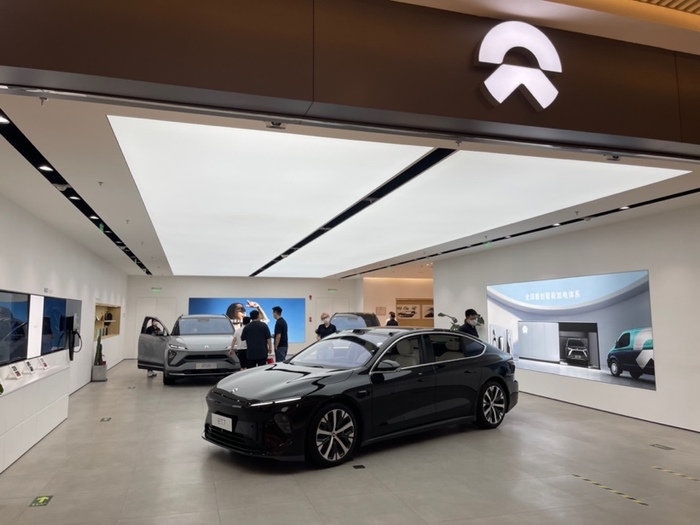 ▲ 蔚来汽车展厅 摄/郭怀毅