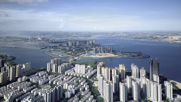 2022年6月24日，广东湛江，航拍赤坎和金沙湾 视觉中国图