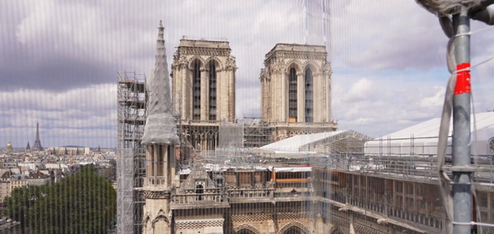 重建中的巴黎圣母院 图片来源：央视新闻
