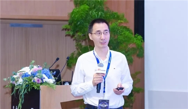 　　△中国首席经济学家论坛理事、华兴资本首席经济学家李宗光