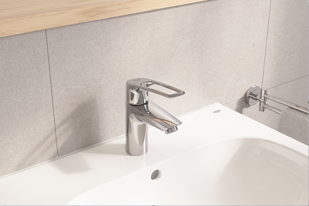 　　从左往右：带长手柄设计的欧瑞斯玛面盆龙头;带空心手柄设计的欧瑞斯玛面盆龙头