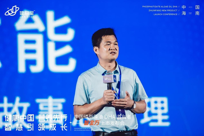 　　婴语故事创始人肖志能