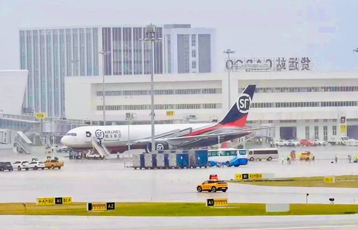 　　【图片来源于长江日报】