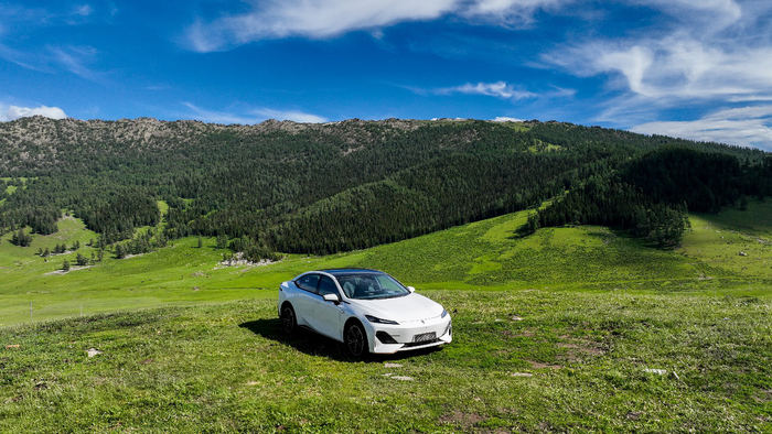 长安深蓝SL03外观。图源|企业官网