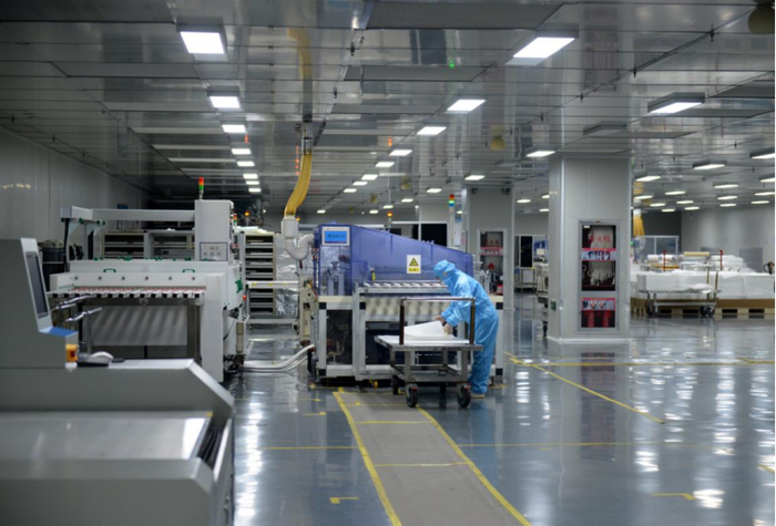 图为山西宇皓环保纸业有限公司造纸车间