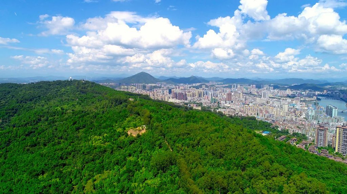 绿水青山美韶城。韶关日报全媒体记者 张伟 摄