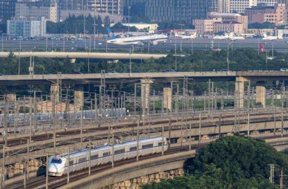 图片作者：超侧卫（仅供此稿件使用）